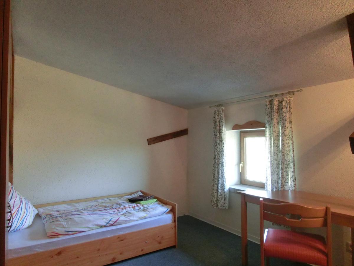 Domane Neu Gaarz Hostel Quarto foto