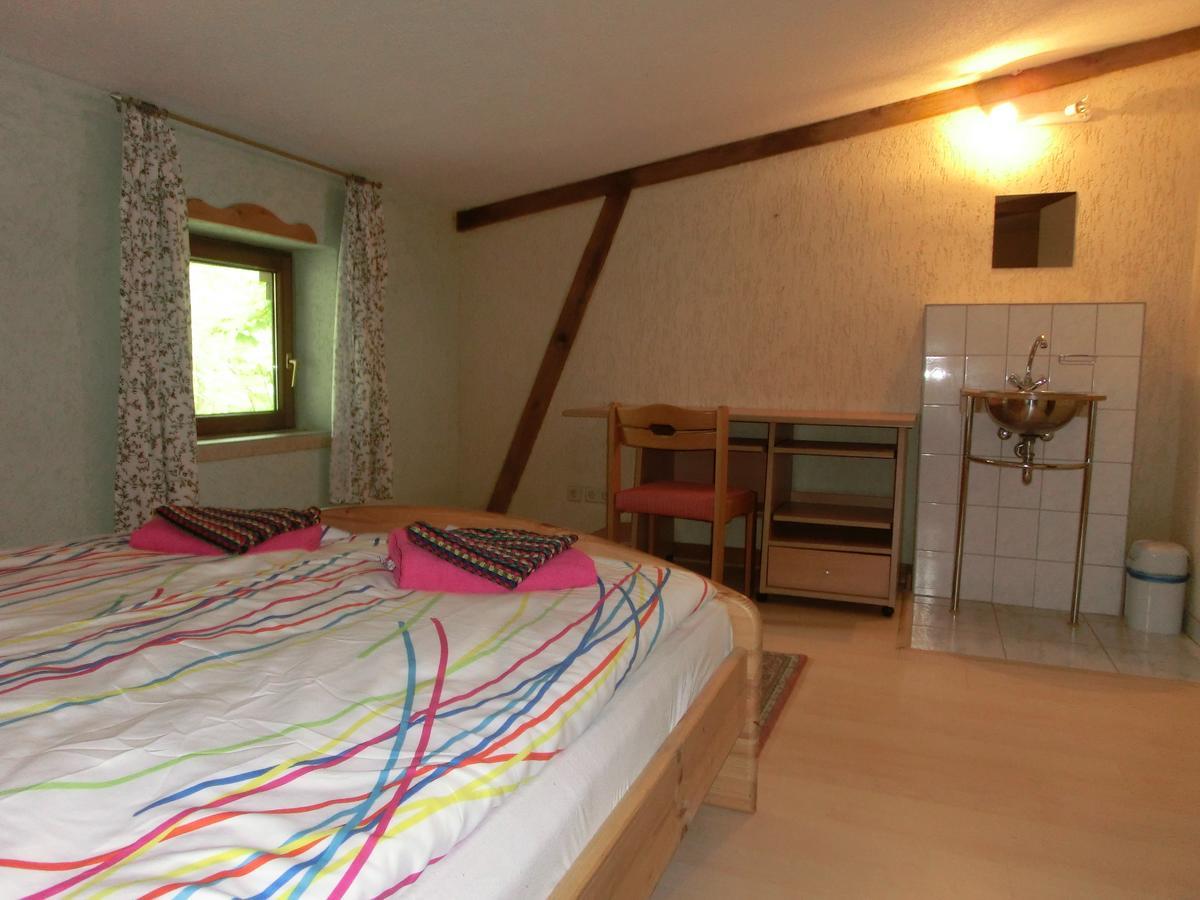 Domane Neu Gaarz Hostel Quarto foto
