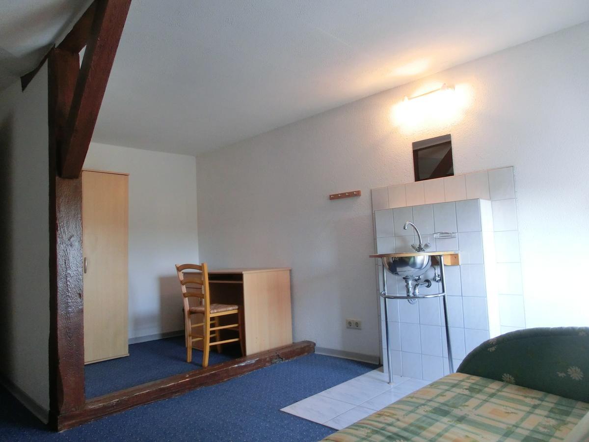 Domane Neu Gaarz Hostel Quarto foto